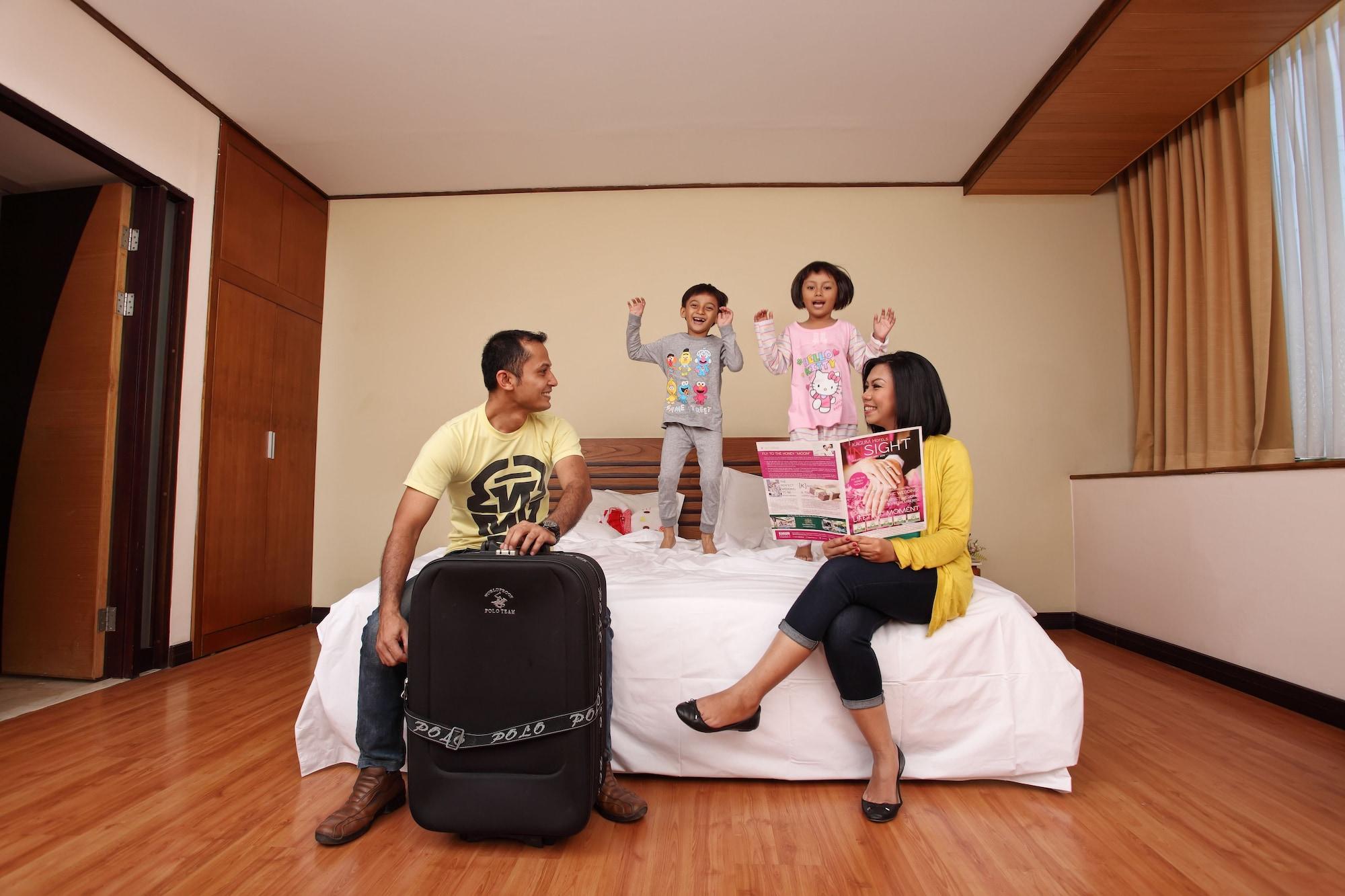 Banana By Kagum Hotel 4*