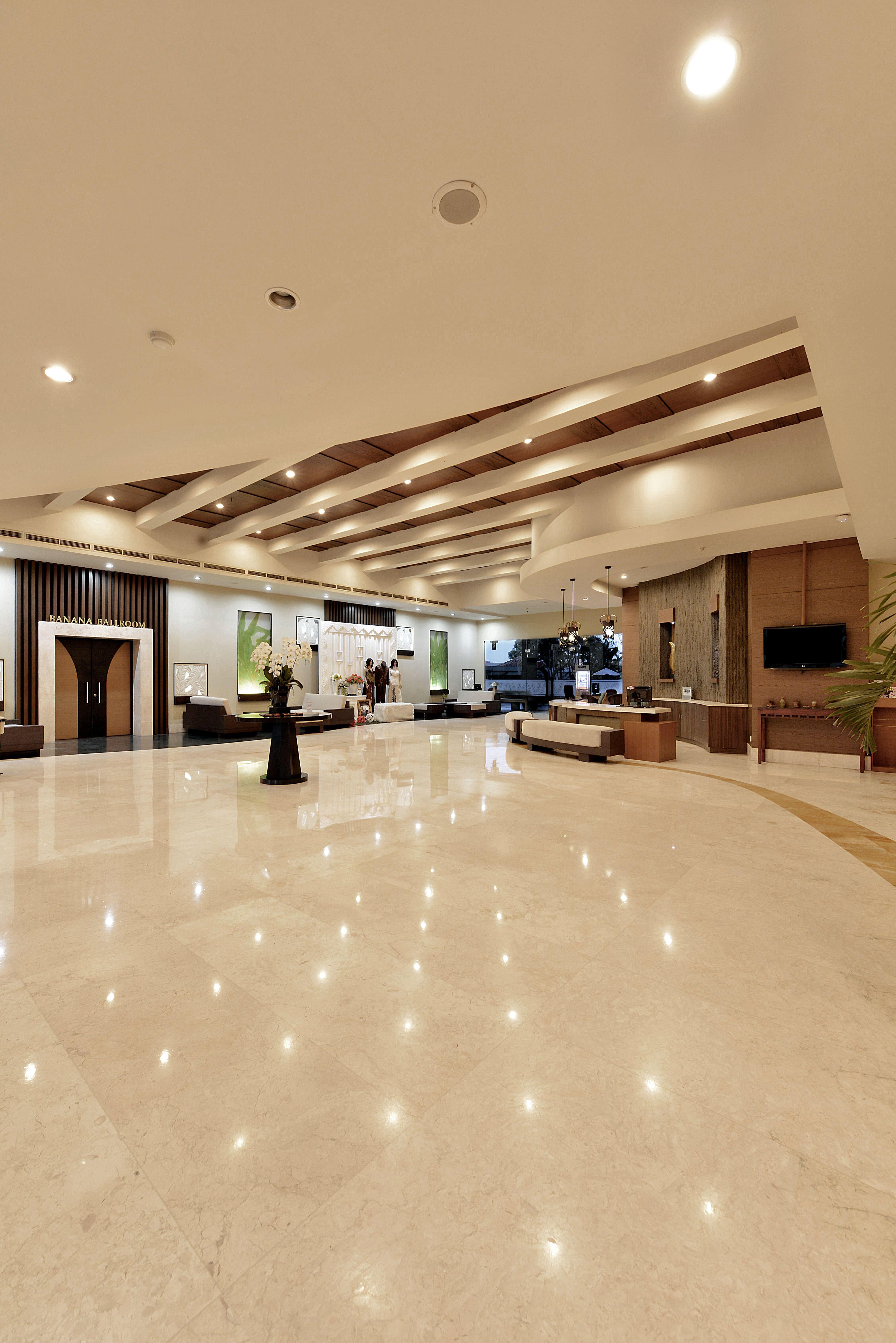 Banana By Kagum Hotel 4*