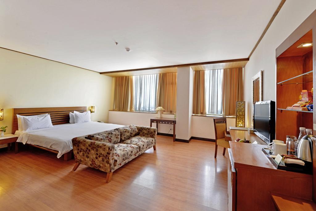 Hotel Banana By Kagum 4*