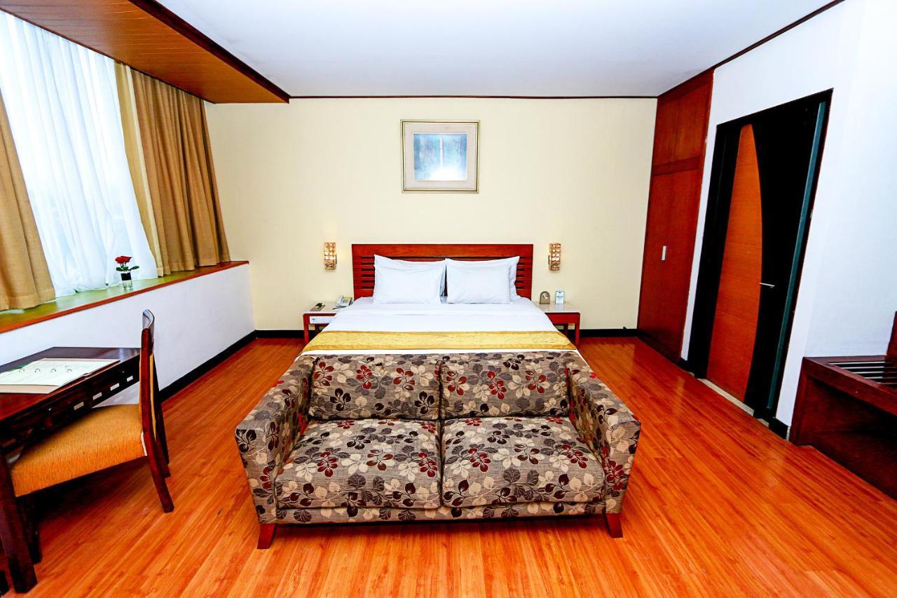 Banana By Kagum Hotel 4*